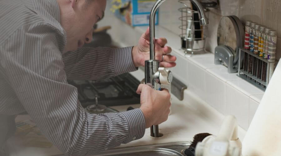 Professional Leak Detection Services in New Century, KS